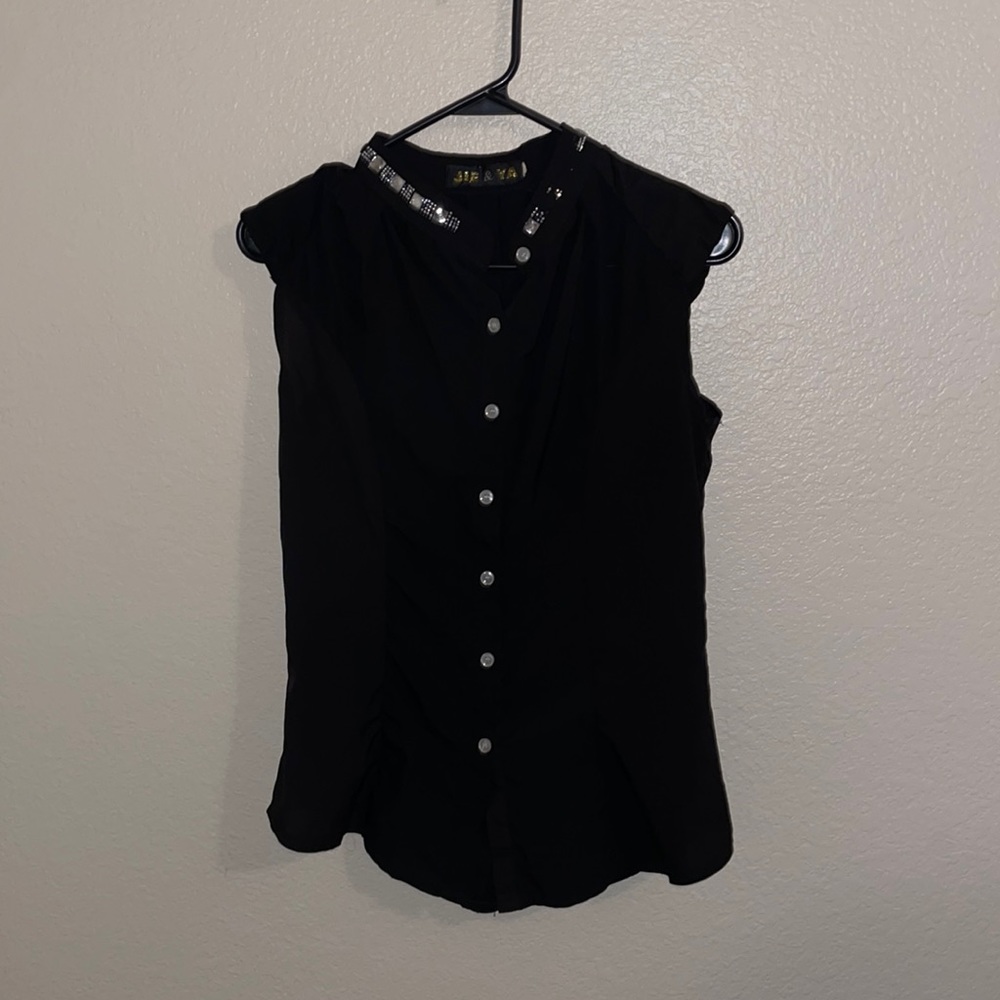 Sleeveless Black Button up Blouse